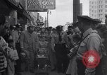 Standbild Zwerg Familie mit Baby Austin Texas USA, 1950, aus Sekunde 51 historischem Filmmaterial Videoclip 65675038030