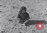 Standbild Beduinen Sinai Halbinsel, 1945, aus Sekunde 42 historischem Filmmaterial Videoclip 65675038045
