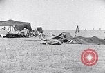 Standbild Beduinen Sinai Halbinsel, 1945, aus Sekunde 43 historischem Filmmaterial Videoclip 65675038045