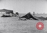 Standbild Beduinen Sinai Halbinsel, 1945, aus Sekunde 44 historischem Filmmaterial Videoclip 65675038045