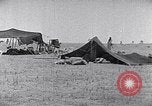 Standbild Beduinen Sinai Halbinsel, 1945, aus Sekunde 45 historischem Filmmaterial Videoclip 65675038045