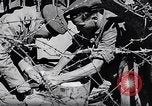 Standbild britische Soldaten Palästina, 1947, aus Sekunde 58 historischem Filmmaterial Videoclip 65675038055