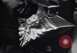 Standbild Milady's Handtaschen New York City USA, 1945, aus Sekunde 23 historischem Filmmaterial Videoclip 65675038063