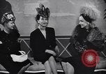 Standbild Milady's Handtaschen New York City USA, 1945, aus Sekunde 54 historischem Filmmaterial Videoclip 65675038063