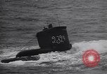 Image sous-marins nazis éliminés et sabordé après Seconde Guerre Mondiale Loch Ryan Ecosse, 1945, de la seconde 13 séquences d'archives historiques vidéo 65675038066
