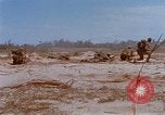 Image États-Unis 25e Division d'infanterie Vietnam, 1967, de la seconde 28 séquences d'archives historiques vidéo 65675038083