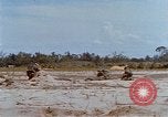 Image États-Unis 25e Division d'infanterie Vietnam, 1967, de la seconde 36 séquences d'archives historiques vidéo 65675038083