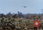 Image États-Unis 25e Division d'infanterie Vietnam, 1967, de la seconde 59 séquences d'archives historiques vidéo 65675038086