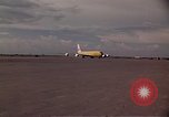 Immagine di Braniff piano a getto Il Vietnam, 1967, secondo 12 filmato di repertorio 65675038102