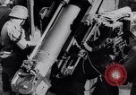 Immagine di Artiglieria tedesca e la Luftwaffe attacco aereo USA Germania, 1944, secondo 42 filmato di repertorio 65675038104
