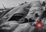 Standbild Wrack der US-Kampfflugzeuge abgeschossen von deutschen Truppen Deutschland, 1944, aus Sekunde 4 historischem Filmmaterial Videoclip 65675038105