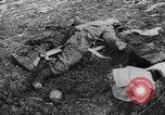Standbild Wrack der US-Kampfflugzeuge abgeschossen von deutschen Truppen Deutschland, 1944, aus Sekunde 14 historischem Filmmaterial Videoclip 65675038105