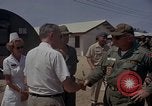 Standbild Maxwell Taylor Nha Trang Vietnam, 1965, aus Sekunde 41 historischem Filmmaterial Videoclip 65675038146