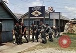 Standbild Viking crew Soc Trang Vietnam, 1968, aus Sekunde 26 historischem Filmmaterial Videoclip 65675038148