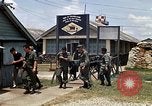 Standbild Viking crew Soc Trang Vietnam, 1968, aus Sekunde 27 historischem Filmmaterial Videoclip 65675038148