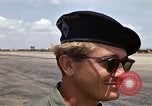 Standbild Viking crew Soc Trang Vietnam, 1968, aus Sekunde 16 historischem Filmmaterial Videoclip 65675038149