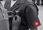 Standbild General James F Collins Soc Trang Vietnam, 1963, aus Sekunde 7 historischem Filmmaterial Videoclip 65675038151