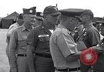 Standbild General James F Collins Soc Trang Vietnam, 1963, aus Sekunde 14 historischem Filmmaterial Videoclip 65675038151