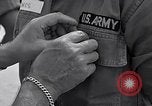 Standbild General James F Collins Soc Trang Vietnam, 1963, aus Sekunde 34 historischem Filmmaterial Videoclip 65675038151