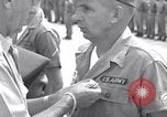 Standbild General James F Collins Soc Trang Vietnam, 1963, aus Sekunde 35 historischem Filmmaterial Videoclip 65675038151