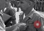 Standbild General James F Collins Soc Trang Vietnam, 1963, aus Sekunde 40 historischem Filmmaterial Videoclip 65675038151