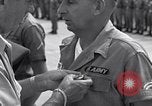 Standbild General James F Collins Soc Trang Vietnam, 1963, aus Sekunde 46 historischem Filmmaterial Videoclip 65675038151