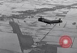 Standbild CH-21 Helikopter Soc Trang Vietnam, 1963, aus Sekunde 33 historischem Filmmaterial Videoclip 65675038152
