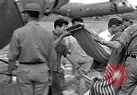Standbild CH-21 Helikopter Soc Trang Vietnam, 1963, aus Sekunde 61 historischem Filmmaterial Videoclip 65675038152