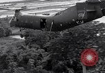 Standbild CH-21 Helikopter Soc Trang Vietnam, 1963, aus Sekunde 27 historischem Filmmaterial Videoclip 65675038153