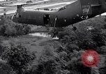 Standbild CH-21 Helikopter Soc Trang Vietnam, 1963, aus Sekunde 28 historischem Filmmaterial Videoclip 65675038153
