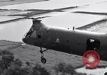 Standbild CH-21 Helikopter Soc Trang Vietnam, 1963, aus Sekunde 37 historischem Filmmaterial Videoclip 65675038153