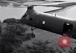Standbild CH-21 Helikopter Soc Trang Vietnam, 1963, aus Sekunde 39 historischem Filmmaterial Videoclip 65675038153