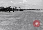 Standbild CH-21-Hubschrauber von 121 Aviation Company Soc Trang Vietnam, 1963, aus Sekunde 17 historischem Filmmaterial Videoclip 65675038154