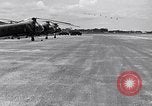 Standbild CH-21-Hubschrauber von 121 Aviation Company Soc Trang Vietnam, 1963, aus Sekunde 20 historischem Filmmaterial Videoclip 65675038154