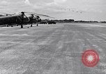 Standbild CH-21-Hubschrauber von 121 Aviation Company Soc Trang Vietnam, 1963, aus Sekunde 21 historischem Filmmaterial Videoclip 65675038154