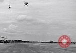 Standbild CH-21-Hubschrauber von 121 Aviation Company Soc Trang Vietnam, 1963, aus Sekunde 32 historischem Filmmaterial Videoclip 65675038154