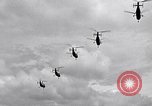 Standbild CH-21-Hubschrauber von 121 Aviation Company Soc Trang Vietnam, 1963, aus Sekunde 39 historischem Filmmaterial Videoclip 65675038154