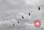 Standbild CH-21-Hubschrauber von 121 Aviation Company Soc Trang Vietnam, 1963, aus Sekunde 40 historischem Filmmaterial Videoclip 65675038154