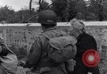 Image 82e Division aéroportée SAINT MARCOUF France, 1944, de la seconde 23 séquences d'archives historiques vidéo 65675038158