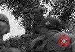 Standbild 82nd Airborne Division Saint Marcouf Frankreich, 1944, aus Sekunde 20 historischem Filmmaterial Videoclip 65675038159
