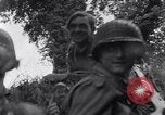Standbild 82nd Airborne Division Saint Marcouf Frankreich, 1944, aus Sekunde 23 historischem Filmmaterial Videoclip 65675038159