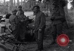 Standbild 82nd Airborne Division Saint Marcouf Frankreich, 1944, aus Sekunde 48 historischem Filmmaterial Videoclip 65675038159