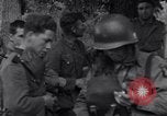 Standbild 82nd Airborne Division Saint Marcouf Frankreich, 1944, aus Sekunde 61 historischem Filmmaterial Videoclip 65675038159