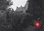 Standbild 101st Airborne Division Ravenoville Frankreich, 1944, aus Sekunde 12 historischem Filmmaterial Videoclip 65675038160