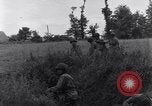 Standbild 101st Airborne Division Ravenoville Frankreich, 1944, aus Sekunde 25 historischem Filmmaterial Videoclip 65675038160