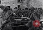 Standbild 101st Airborne Division Ravenoville Frankreich, 1944, aus Sekunde 43 historischem Filmmaterial Videoclip 65675038160