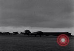 Standbild USA Flugzeuge Saint Marcouf Frankreich, 1944, aus Sekunde 5 historischem Filmmaterial Videoclip 65675038161