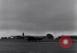 Standbild USA Flugzeuge Saint Marcouf Frankreich, 1944, aus Sekunde 24 historischem Filmmaterial Videoclip 65675038161