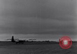 Standbild USA Flugzeuge Saint Marcouf Frankreich, 1944, aus Sekunde 27 historischem Filmmaterial Videoclip 65675038161