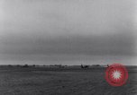 Standbild USA Flugzeuge Saint Marcouf Frankreich, 1944, aus Sekunde 37 historischem Filmmaterial Videoclip 65675038161